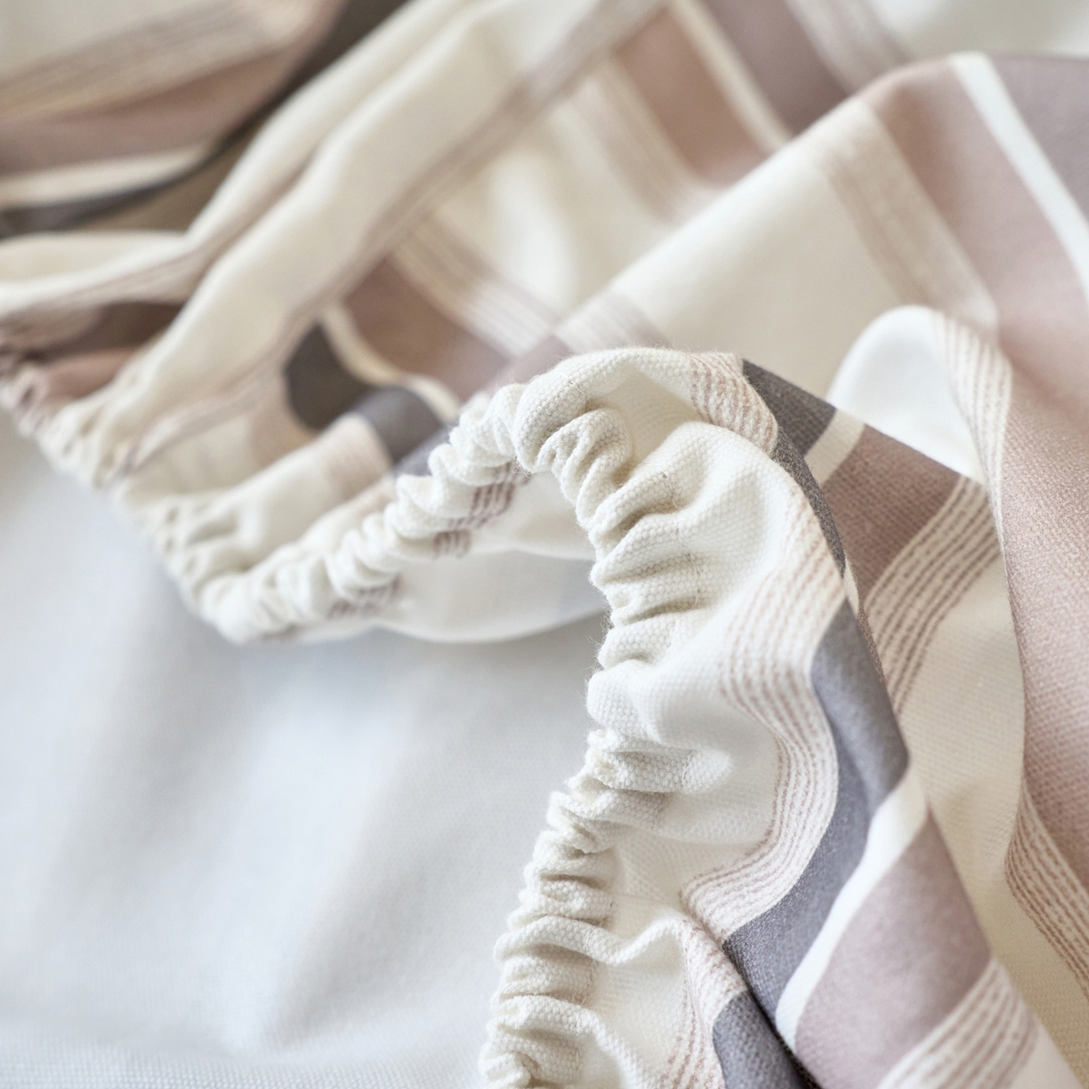 91家纺网 家纺一手货源 找家纺 春皖家纺 2026新款全棉老粗布席子凉席普通款单床笠床笠单件 星纬