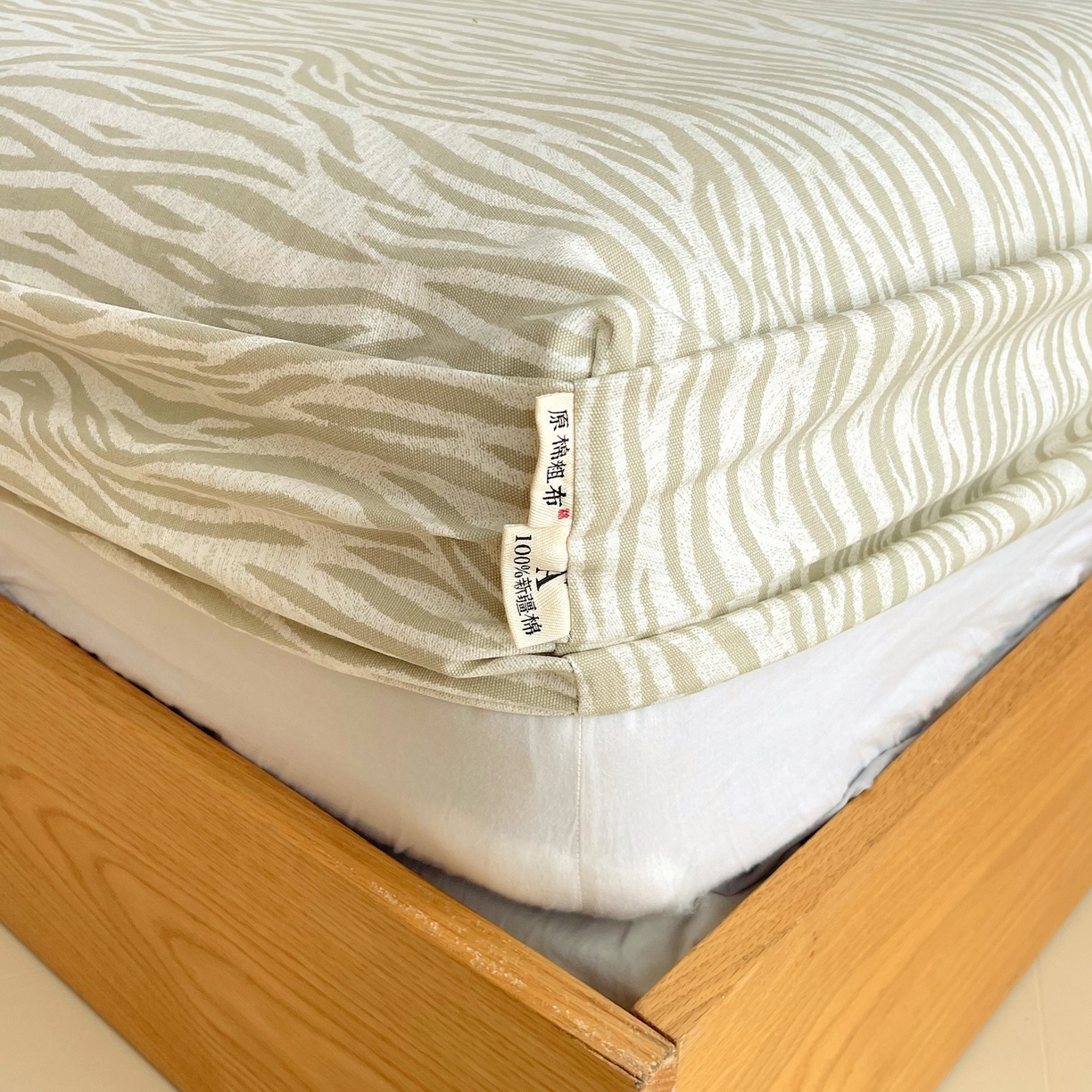 91家纺网 家纺一手货源 找家纺 春皖家纺 2026新款全棉老粗布席子凉席普通款单床笠床笠单件 星野纹-米