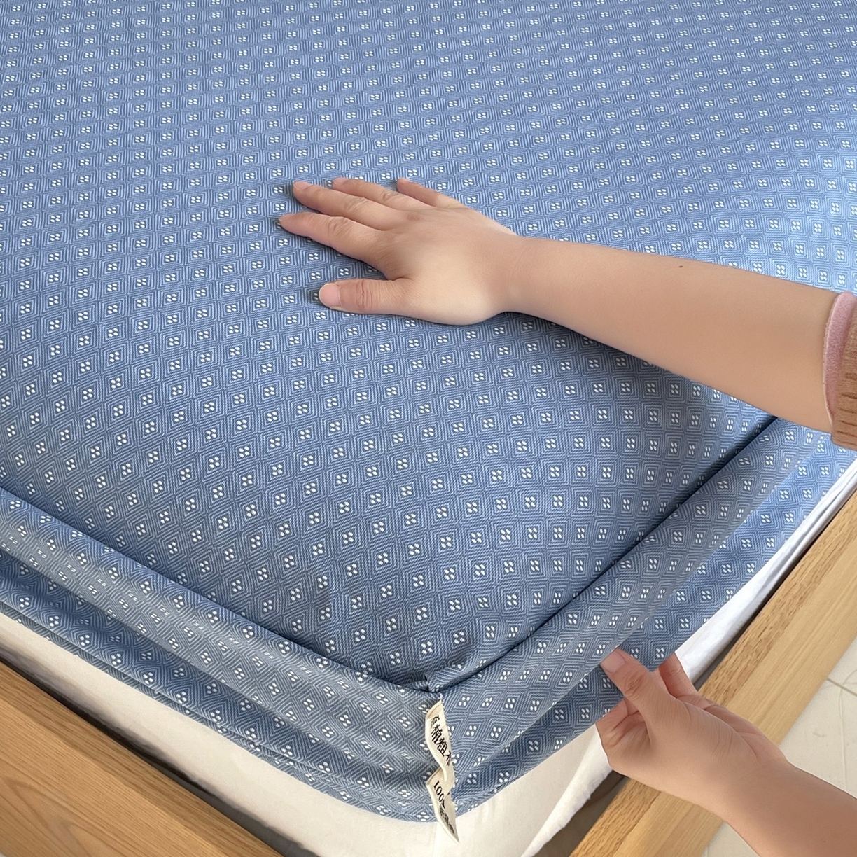 91家纺网 家纺一手货源 找家纺 春皖家纺 2026新款全棉老粗布席子凉席普通款单床笠床笠单件 樱子蓝