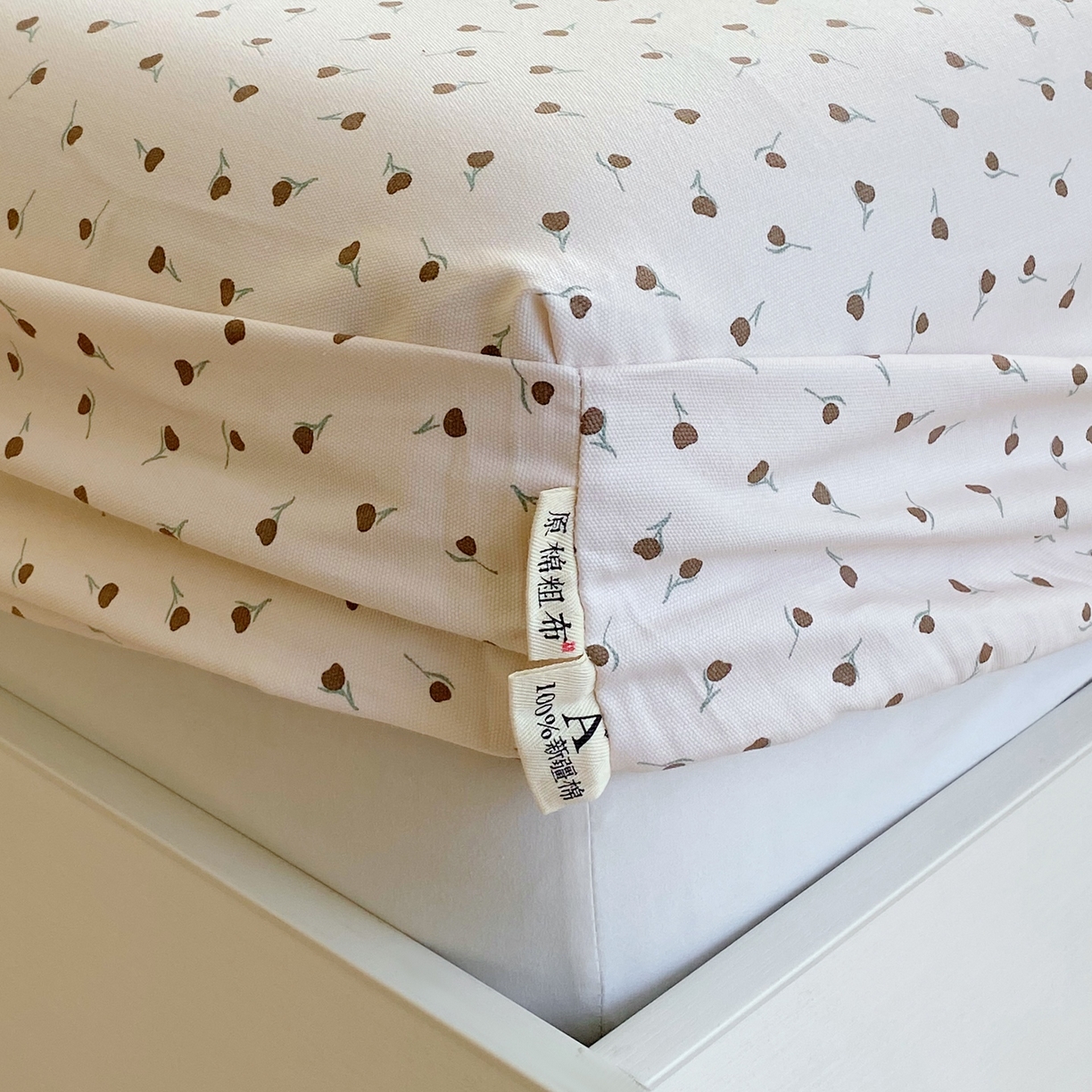 91家纺网 家纺一手货源 找家纺 春皖家纺 2026新款全棉老粗布席子凉席工艺款单床笠床笠单件 风信咖