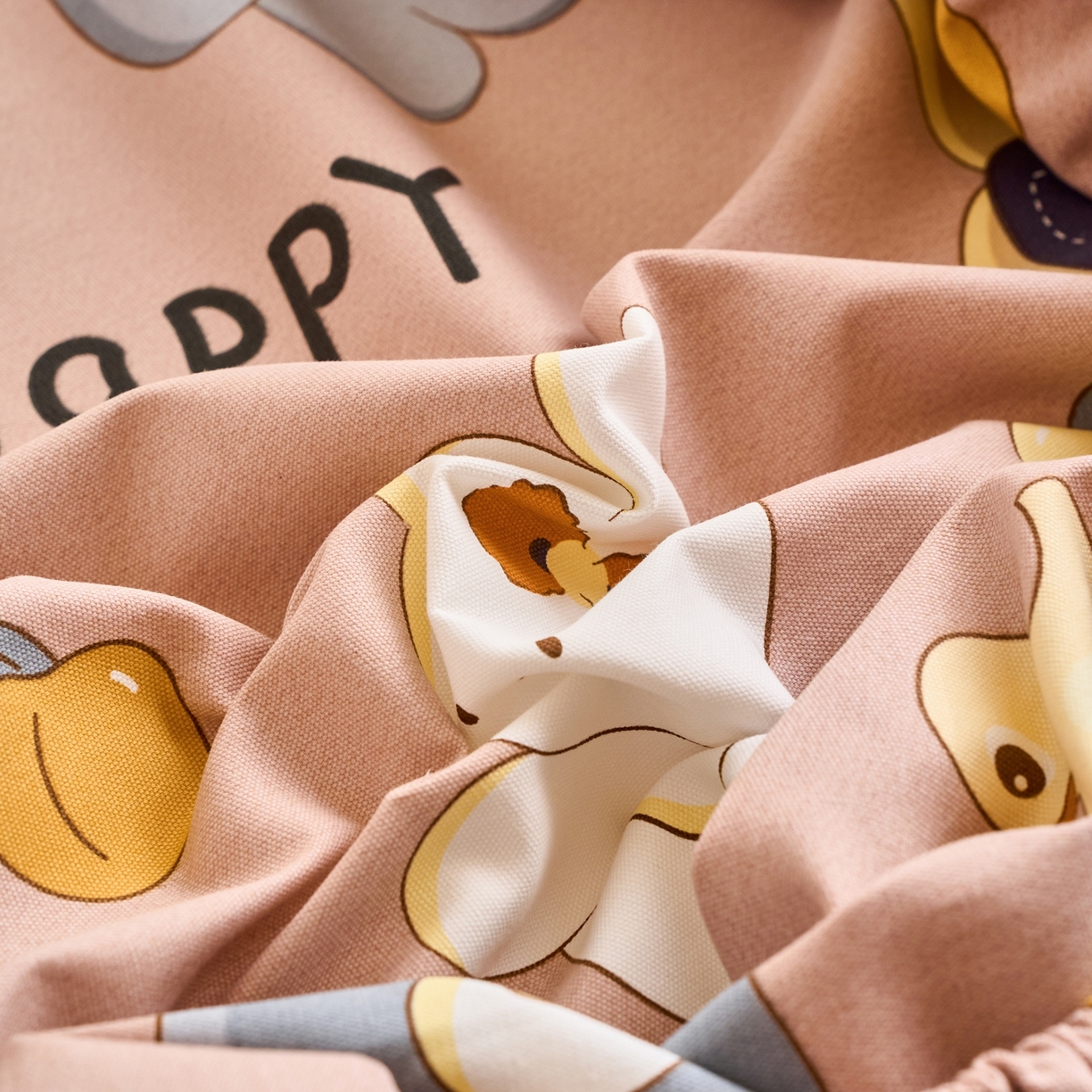 91家纺网 家纺一手货源 找家纺 春皖家纺 2026新款全棉老粗布工艺款单枕套枕套单件 快乐熊