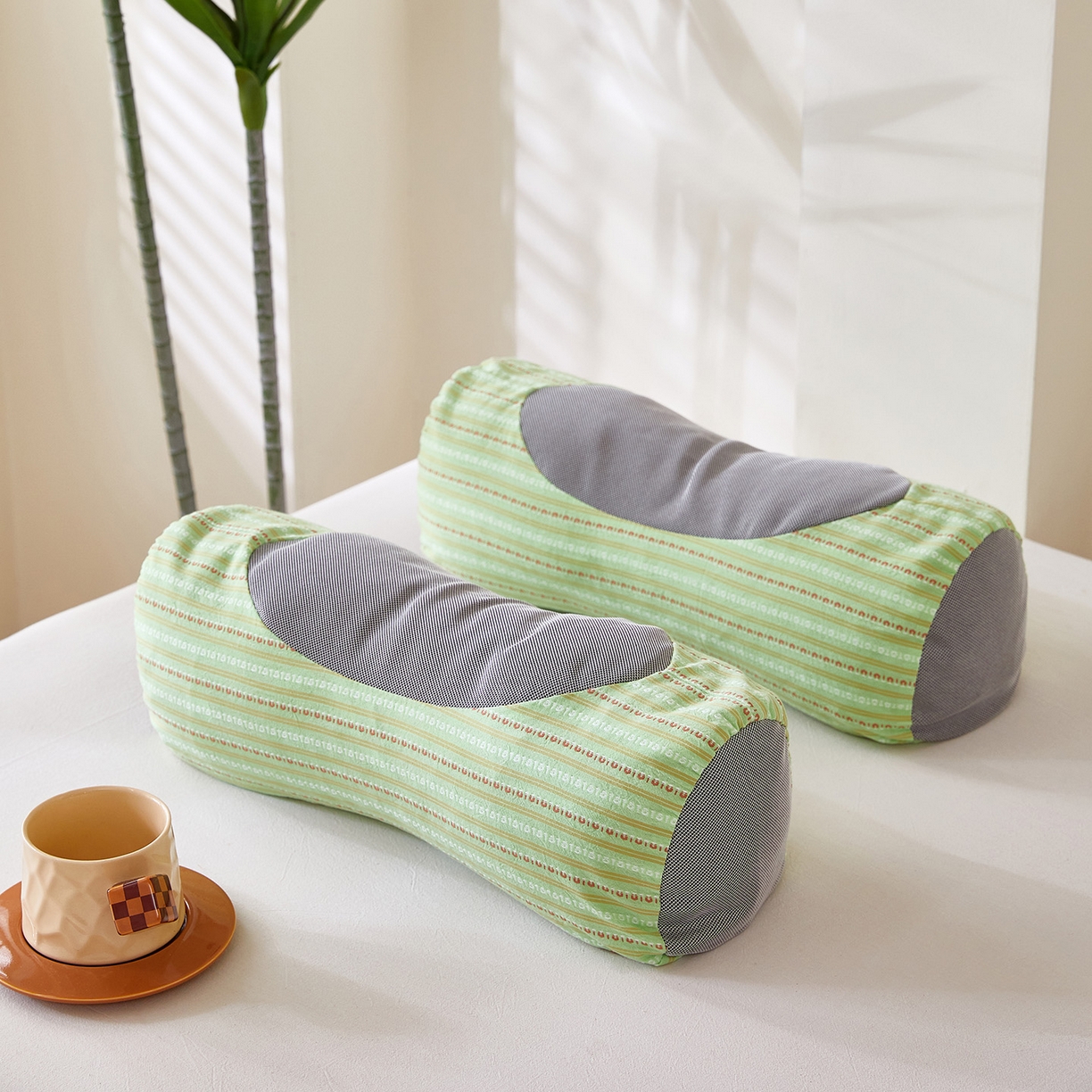 91家纺网 家纺一手货源 找家纺 梦叶草 2026新款全棉3D条纹网面透气荞麦枕头护颈枕芯 全棉条纹3D网面荞麦枕-翠绿