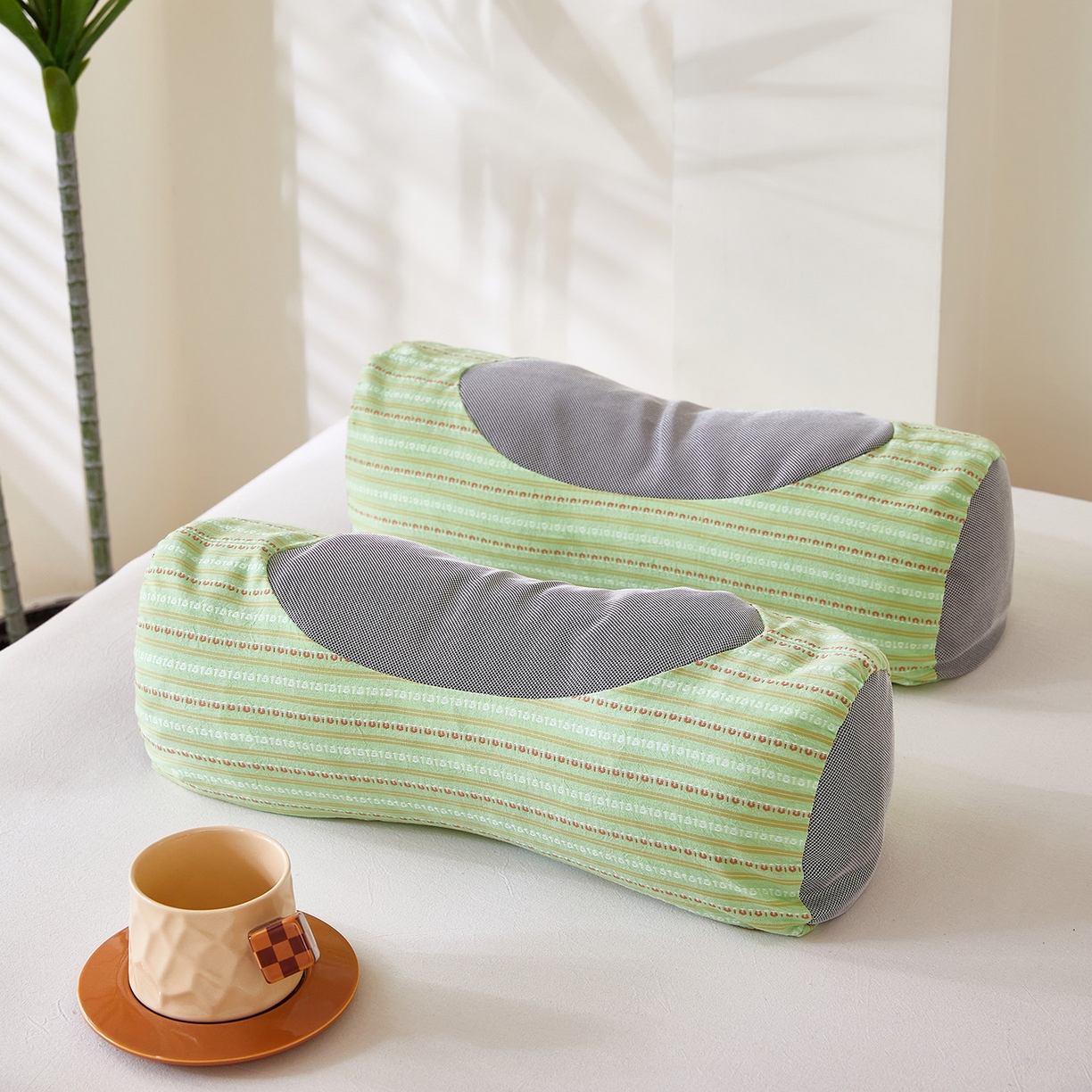 91家纺网 家纺一手货源 找家纺 梦叶草 2026新款全棉3D条纹网面透气荞麦枕头护颈枕芯 全棉条纹3D网面荞麦枕-翠绿