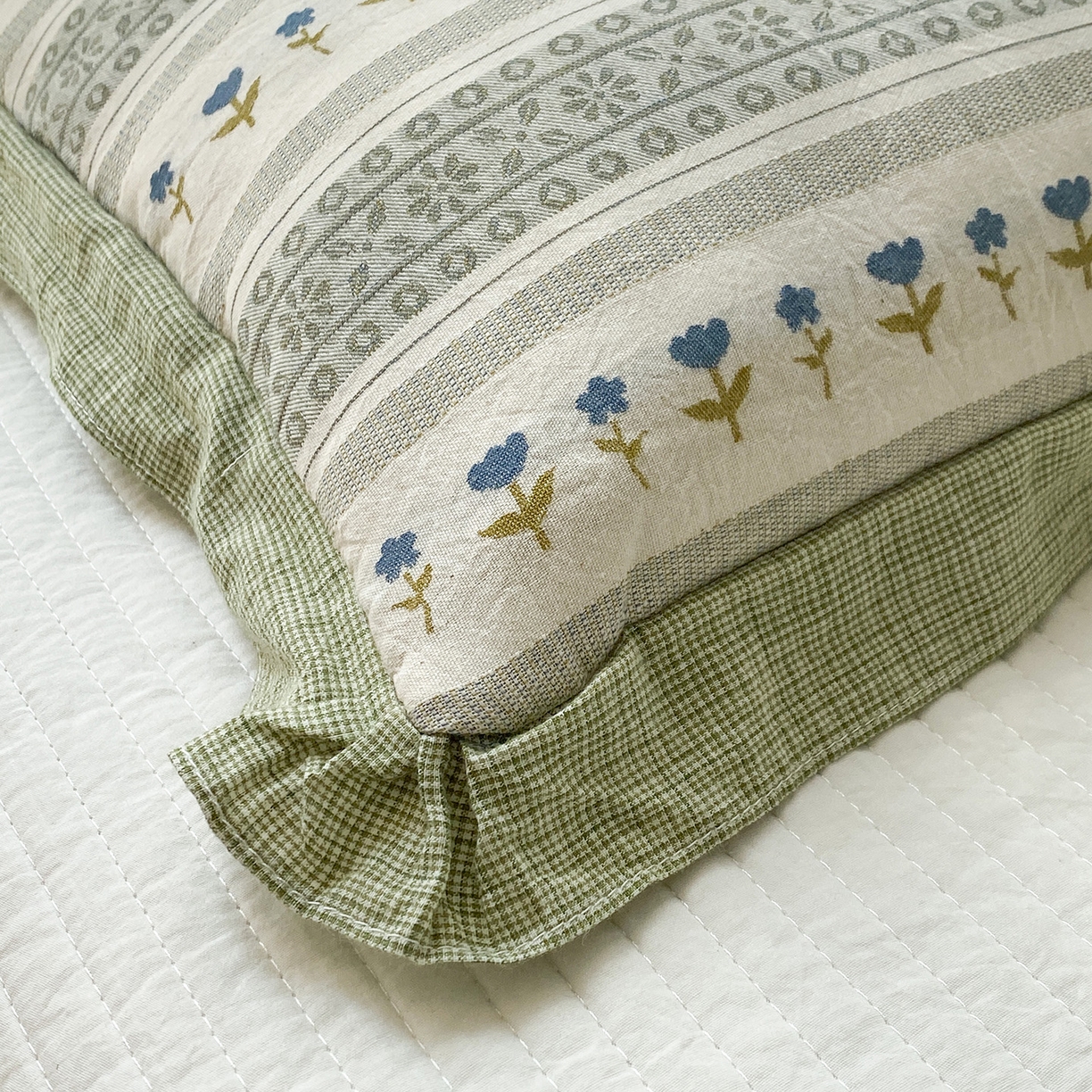 91家纺网 家纺一手货源 找家纺 梦叶草 2026新款全棉双层纱花边荞麦枕公主风荞麦枕头 全棉双层纱公主风荞麦枕-绿色