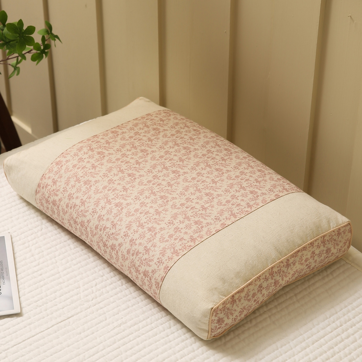 91家纺网 家纺一手货源 找家纺 梦叶草 2026新款全棉小碎花宫廷荞麦枕头枕芯 宫廷荞麦枕-小碎花粉