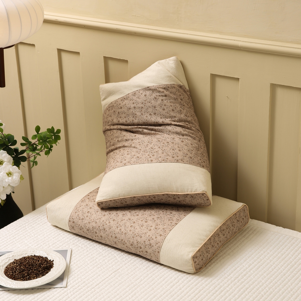 91家纺网 家纺一手货源 找家纺 梦叶草 2026新款全棉小碎花宫廷荞麦枕头枕芯 宫廷荞麦枕-小碎花咖