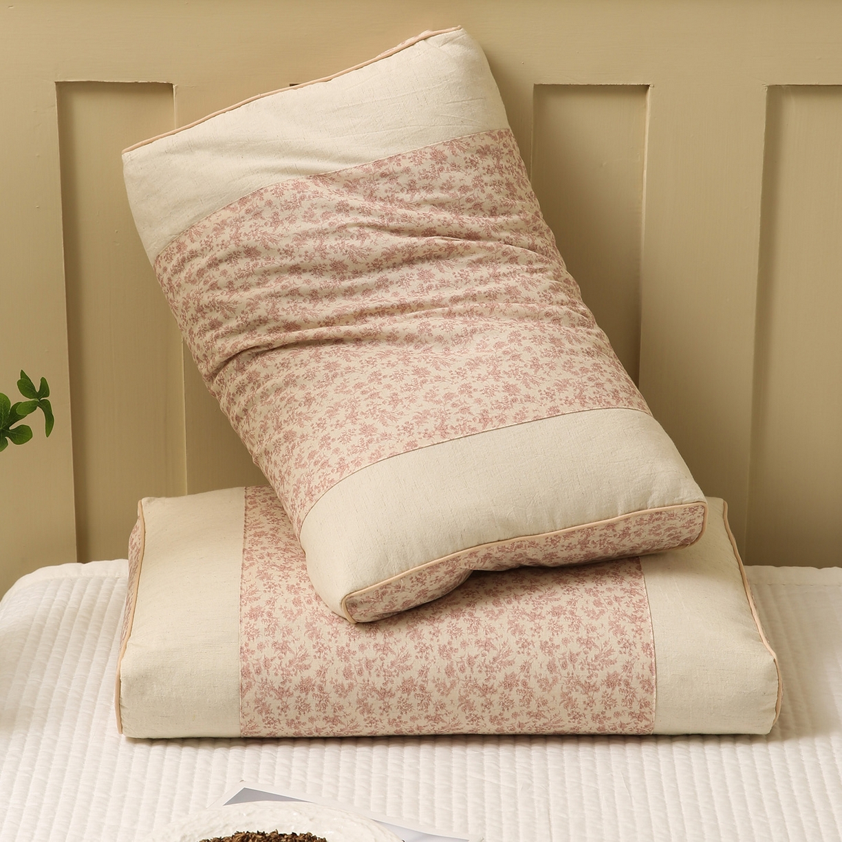 91家纺网 家纺一手货源 找家纺 梦叶草 2026新款全棉小碎花宫廷荞麦枕头枕芯 宫廷荞麦枕-小碎花粉