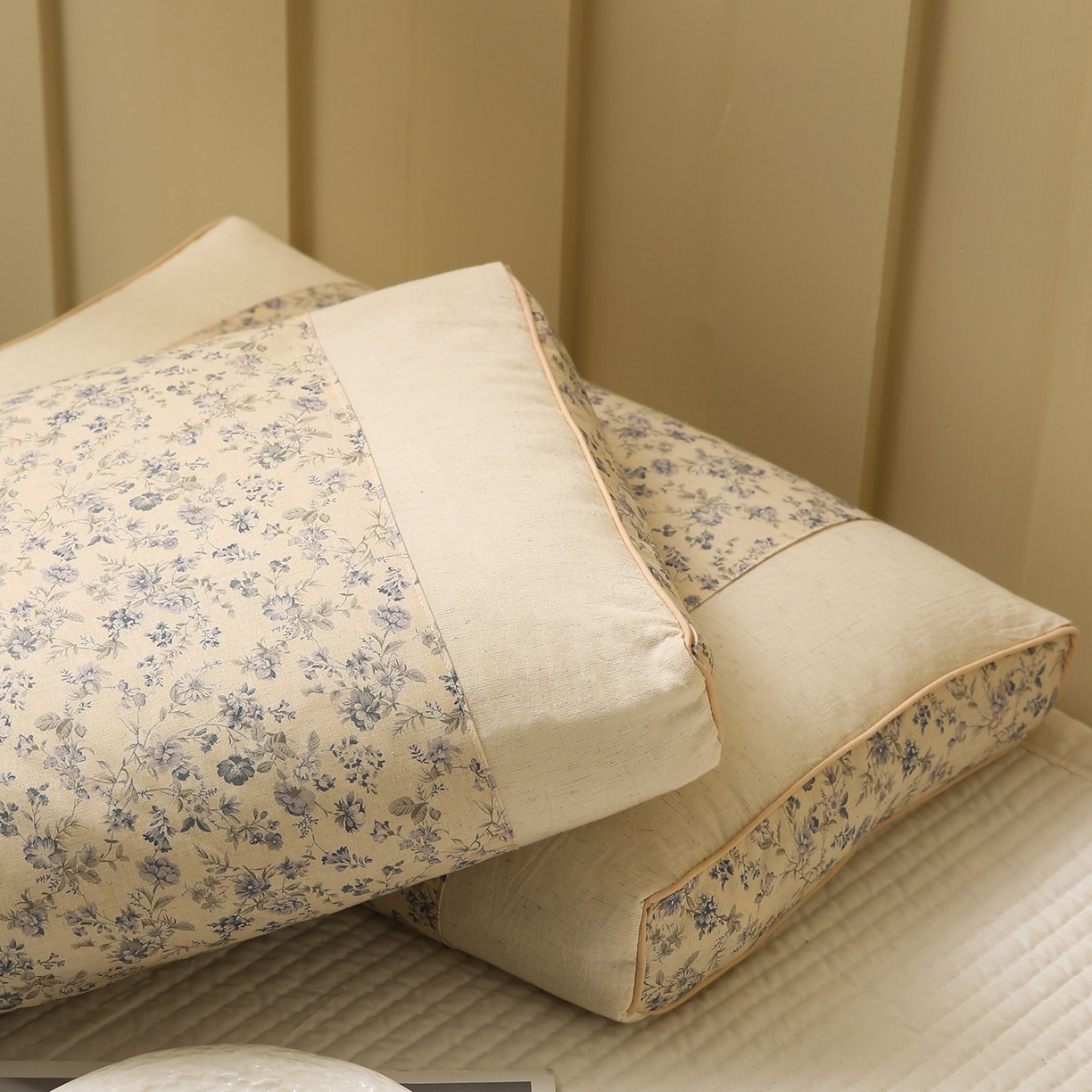 91家纺网 家纺一手货源 找家纺 梦叶草 2026新款全棉小碎花宫廷荞麦枕头枕芯 宫廷荞麦枕-小碎花蓝