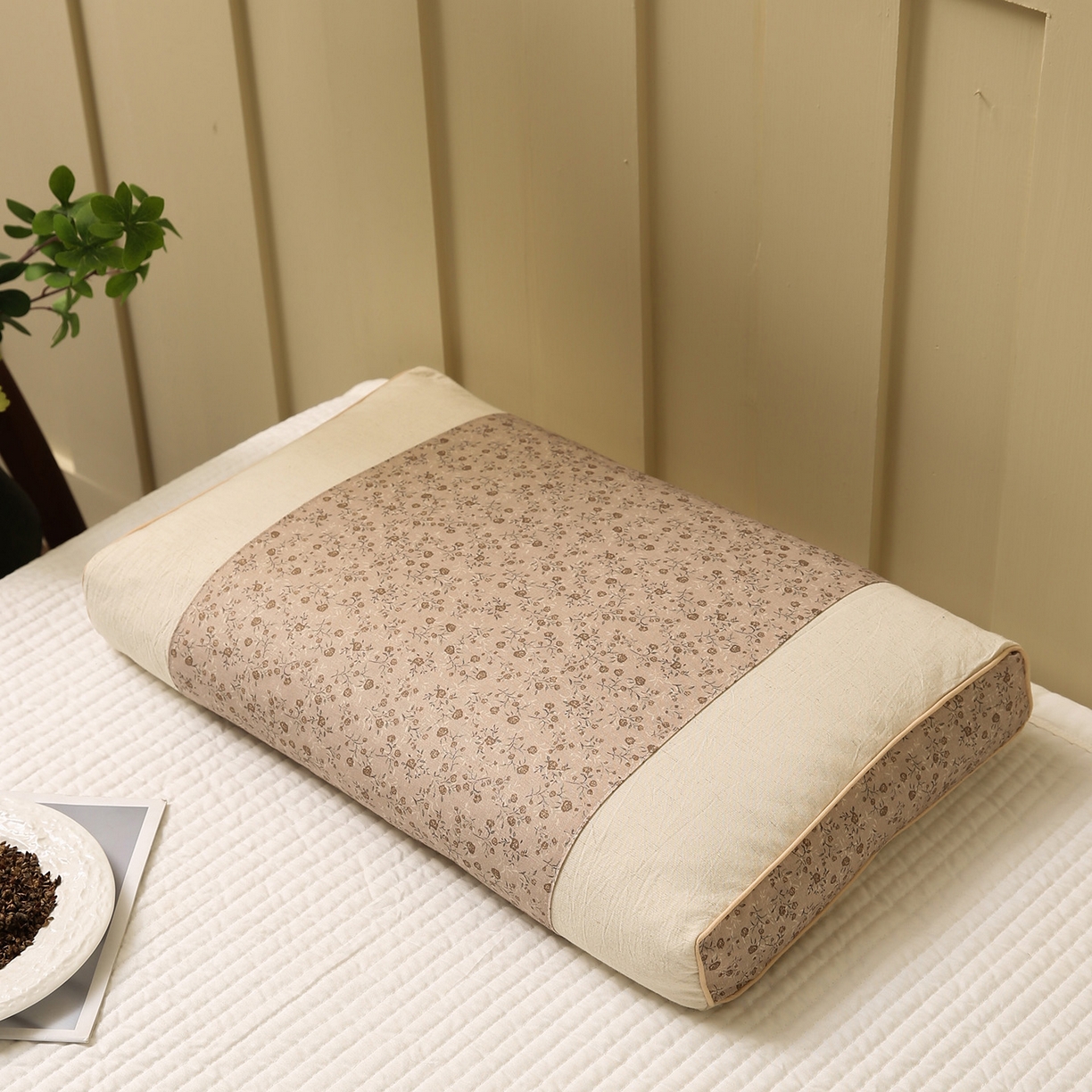 91家纺网 家纺一手货源 找家纺 梦叶草 2026新款全棉小碎花宫廷荞麦枕头枕芯 宫廷荞麦枕-小碎花咖