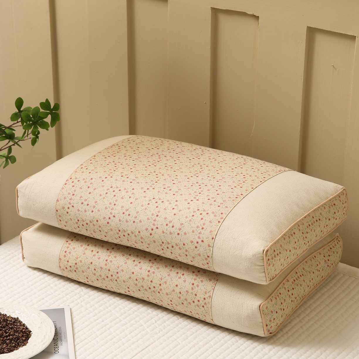 91家纺网 家纺一手货源 找家纺 梦叶草 2026新款全棉小碎花宫廷荞麦枕头枕芯 宫廷荞麦枕-小碎花米黄