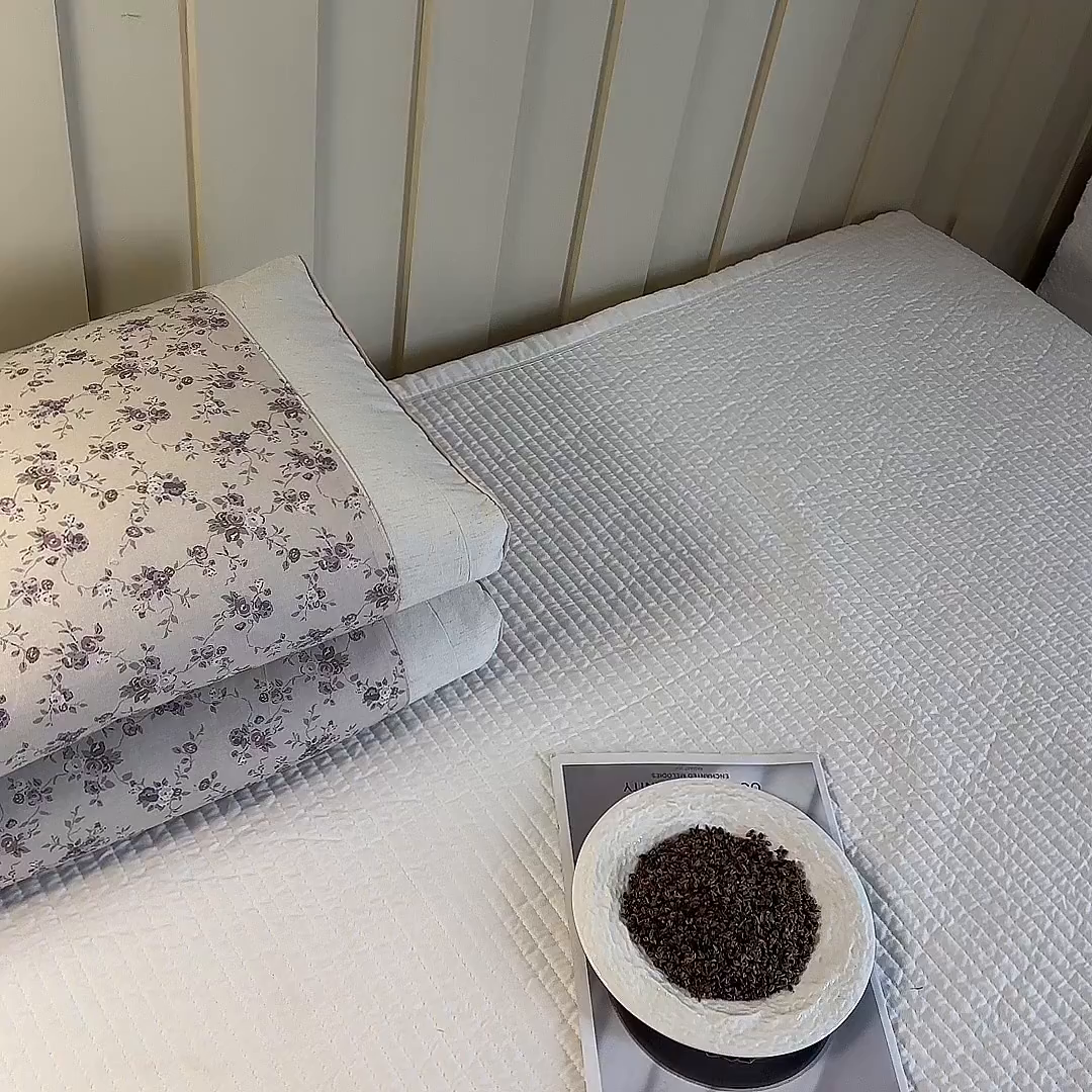 91家纺网 家纺一手货源 找家纺 梦叶草 2026新款全棉小碎花宫廷荞麦枕头枕芯 宫廷荞麦枕-小碎花紫