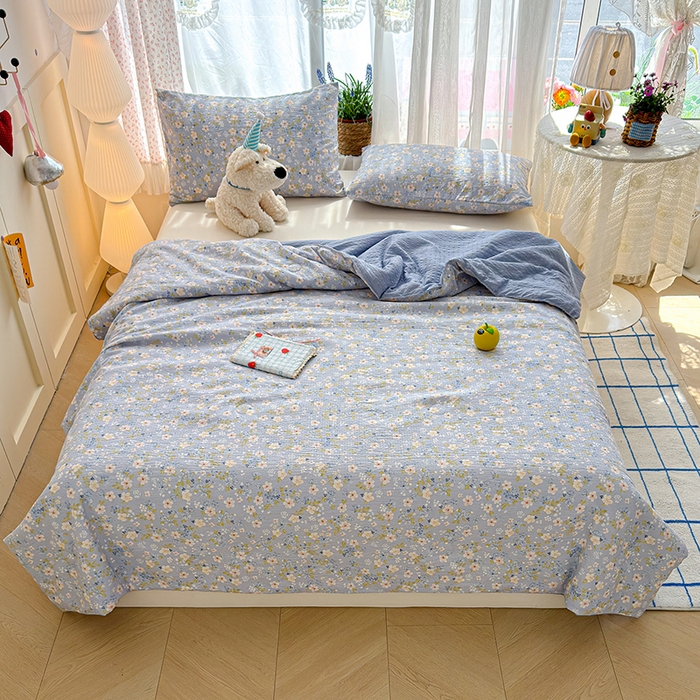 91家纺网 家纺一手货源 找家纺 晚爱家纺（原晚安家居） 2026新款泡芙棉夏被双层纱泡泡纱空调被小清新夏凉被 蓝雪花