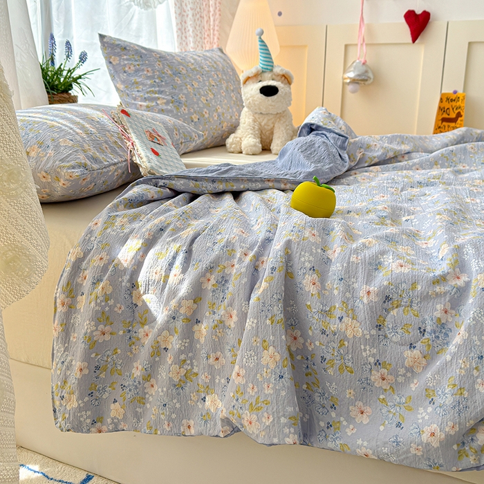 91家纺网 家纺一手货源 找家纺 晚爱家纺（原晚安家居） 2026新款泡芙棉夏被双层纱泡泡纱空调被小清新夏凉被 蓝雪花