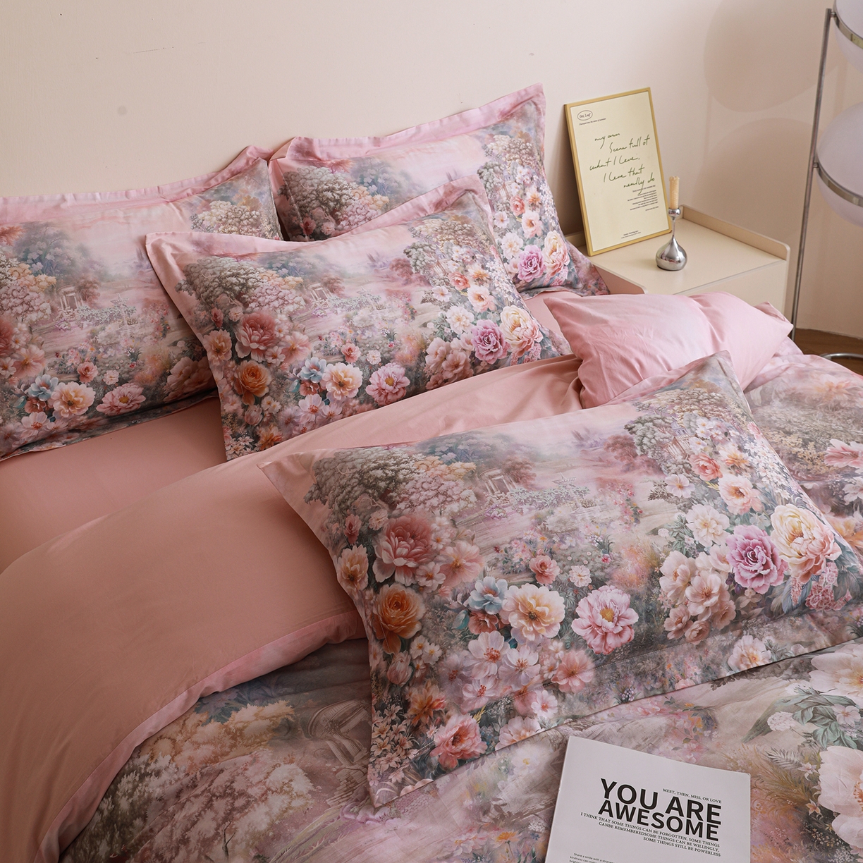 91家纺网 家纺一手货源 找家纺 朵希曼 2026新款全棉纯棉大版定位13376数码印花系列四件套 池花映日-粉