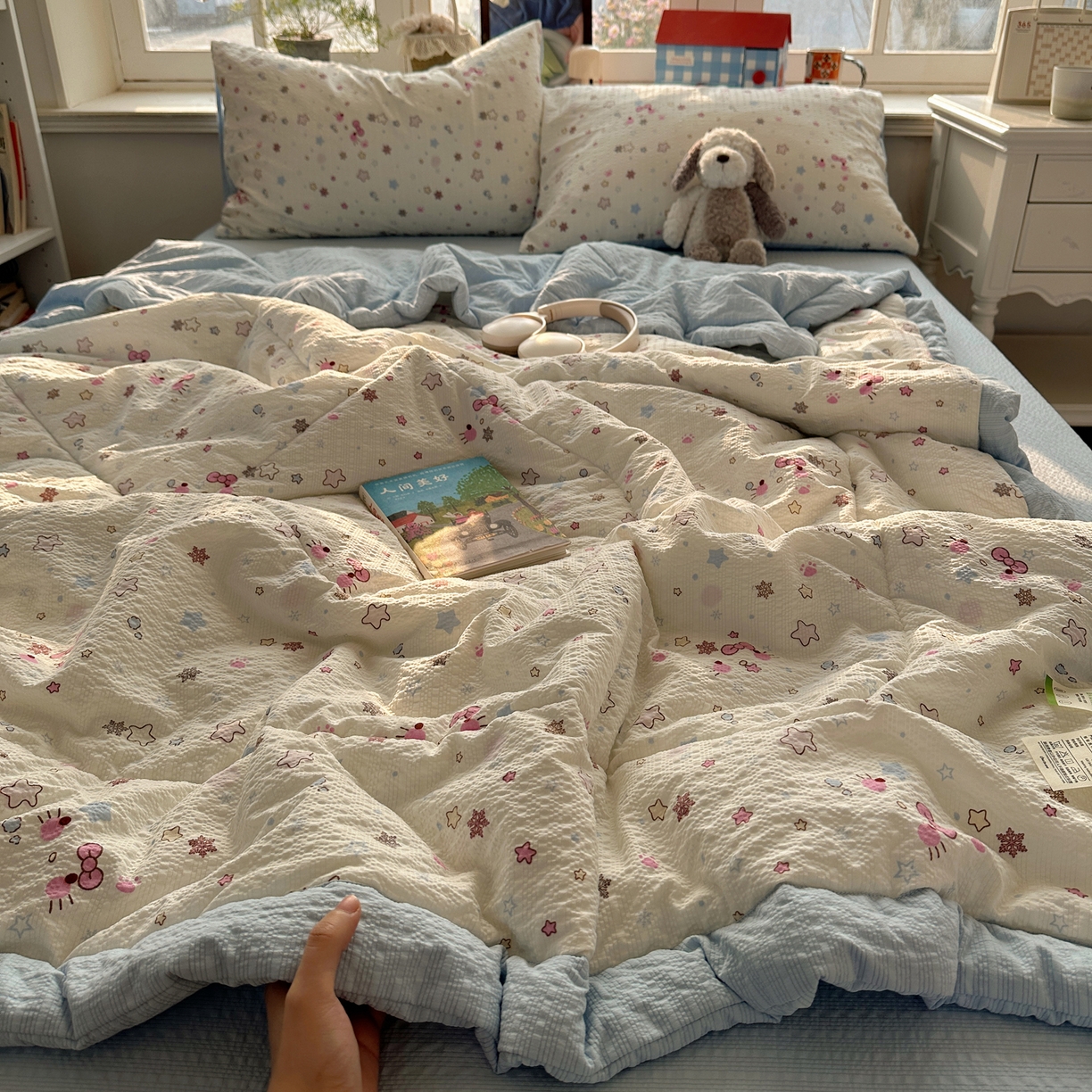 91家纺网 家纺一手货源 找家纺 梵克保罗 2026新款10A抗菌泡芙棉夏被被子被芯 泡芙棉-躲猫猫