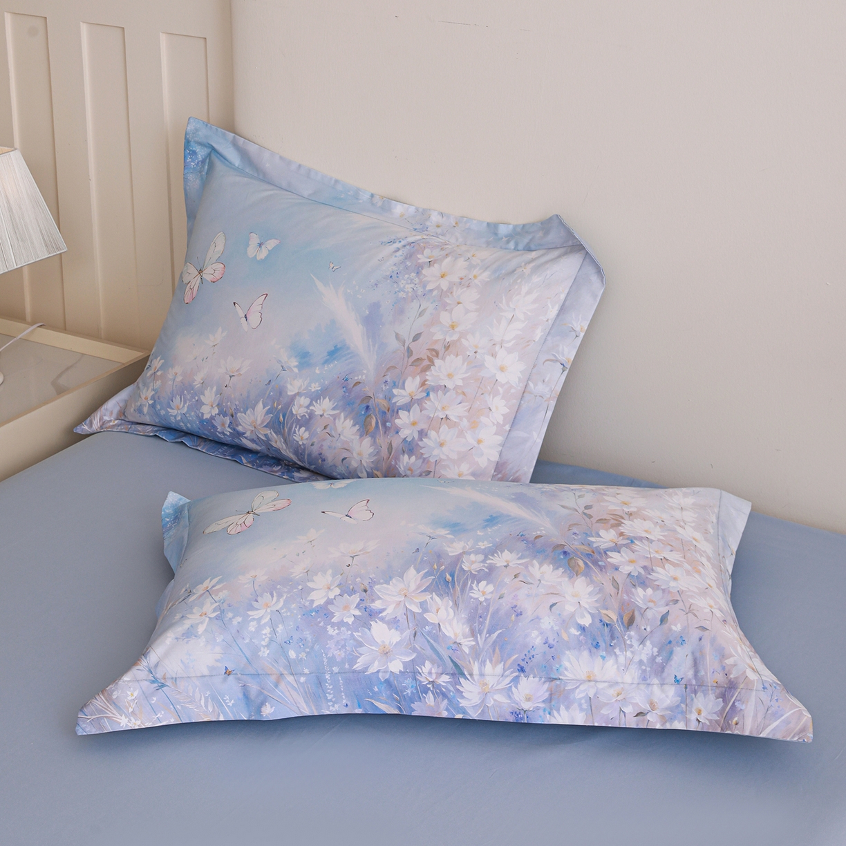 91家纺网 家纺一手货源 找家纺 朵希曼 2026新款全棉纯棉大版定位13376数码印花系列四件套 秋天童话-兰