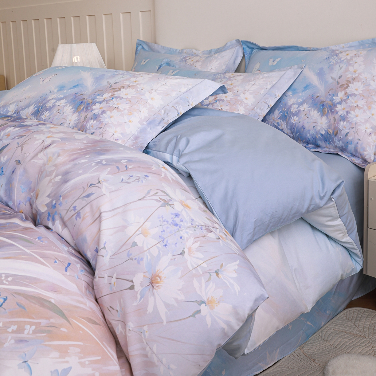 91家纺网 家纺一手货源 找家纺 朵希曼 2026新款全棉纯棉大版定位13376数码印花系列四件套 秋天童话-兰