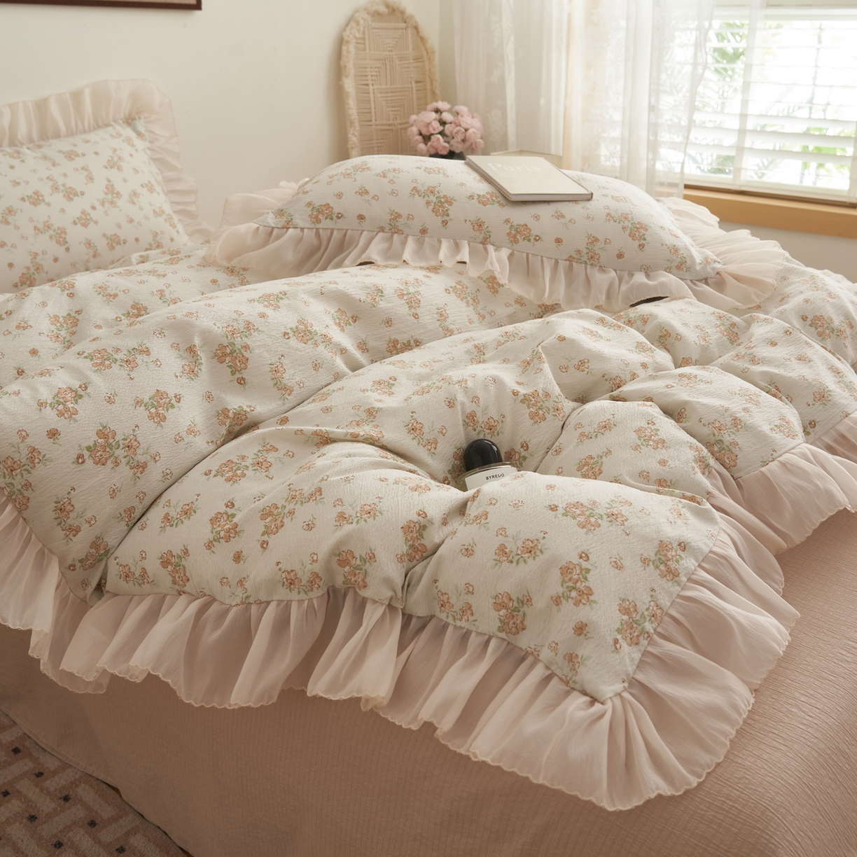 91家纺网 家纺一手货源 找家纺 晨曦家纺 2026春夏新款皱雾纱泡芙纱水洗少女ins风韩版四件套 云间花信