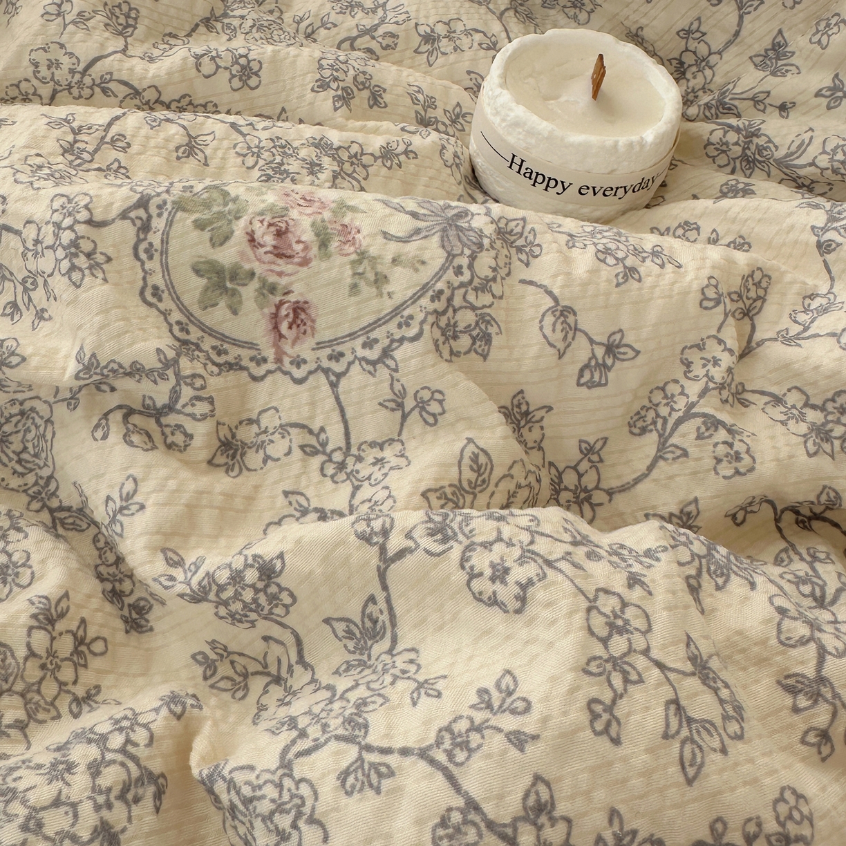 91家纺网 家纺一手货源 找家纺 梵克保罗 2026新款10A抗菌泡芙棉夏被被子被芯 泡芙棉-镜中花