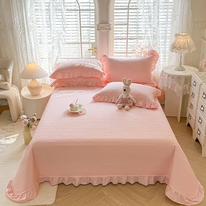 91家纺网 家纺一手货源 找家纺 （总）花香四季家纺 2026新款13376全棉夹棉床盖三件套13372纯棉纯色床盖花边公主风（可定制任意尺寸）