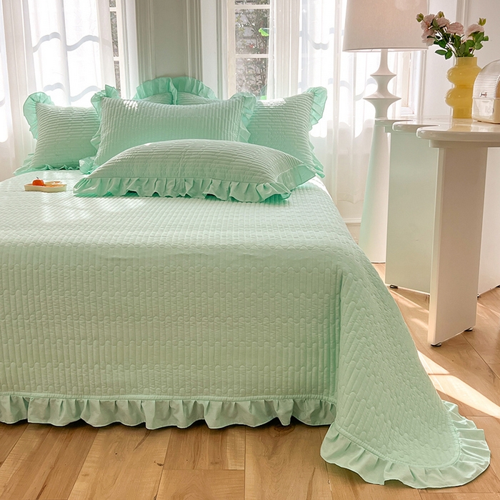 91家纺网 家纺一手货源 找家纺 花香四季家纺 2026新款13376全棉夹棉床盖三件套13372纯棉纯色床盖花边公主风（可定制任意尺寸） 薄荷绿