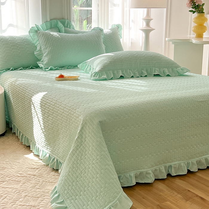 91家纺网 家纺一手货源 找家纺 花香四季家纺 2026新款13376全棉夹棉床盖三件套13372纯棉纯色床盖花边公主风（可定制任意尺寸） 薄荷绿