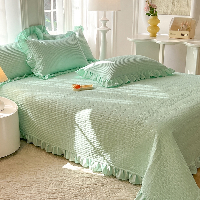91家纺网 家纺一手货源 找家纺 花香四季家纺 2026新款13376全棉夹棉床盖三件套13372纯棉纯色床盖花边公主风（可定制任意尺寸） 薄荷绿