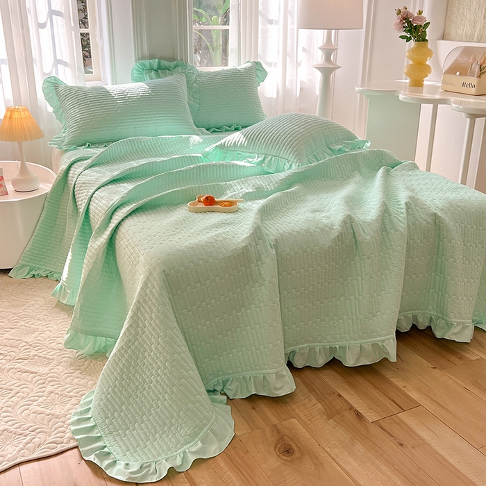 91家纺网 家纺一手货源 找家纺 花香四季家纺 2026新款13376全棉夹棉床盖三件套13372纯棉纯色床盖花边公主风（可定制任意尺寸） 薄荷绿