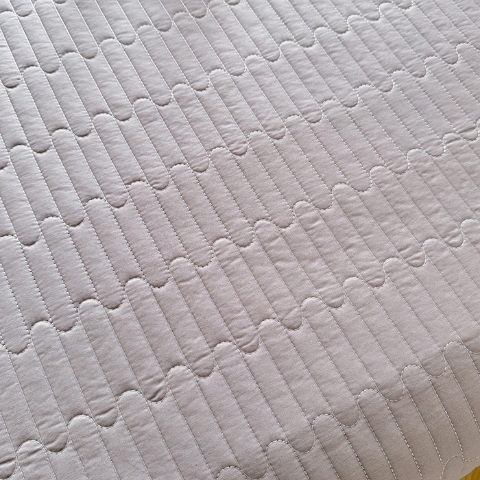 91家纺网 家纺一手货源 找家纺 花香四季家纺 2026新款13376全棉夹棉床盖三件套13372纯棉纯色床盖花边公主风（可定制任意尺寸） 气质灰