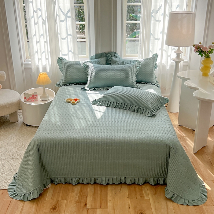 花香四季家纺 2026新款13376全棉夹棉床盖三件套13372纯棉纯色床盖花边公主风（可定制任意尺寸） 暮林绿