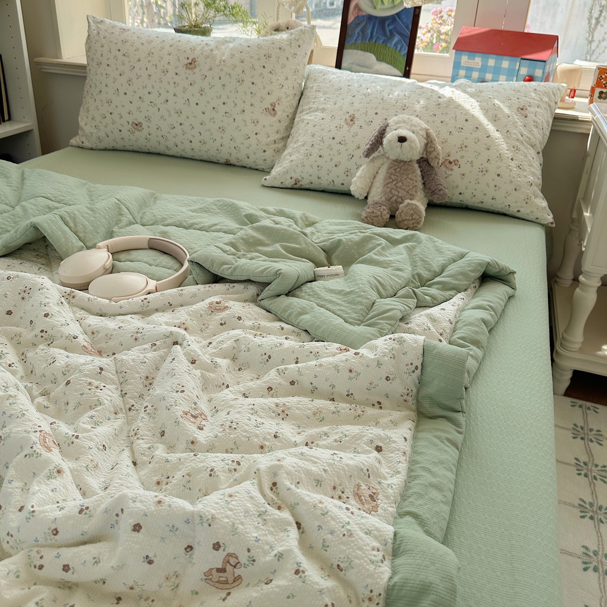 91家纺网 家纺一手货源 找家纺 梵克保罗 2026新款10A抗菌泡芙棉夏被被子被芯 泡芙棉-木马春序