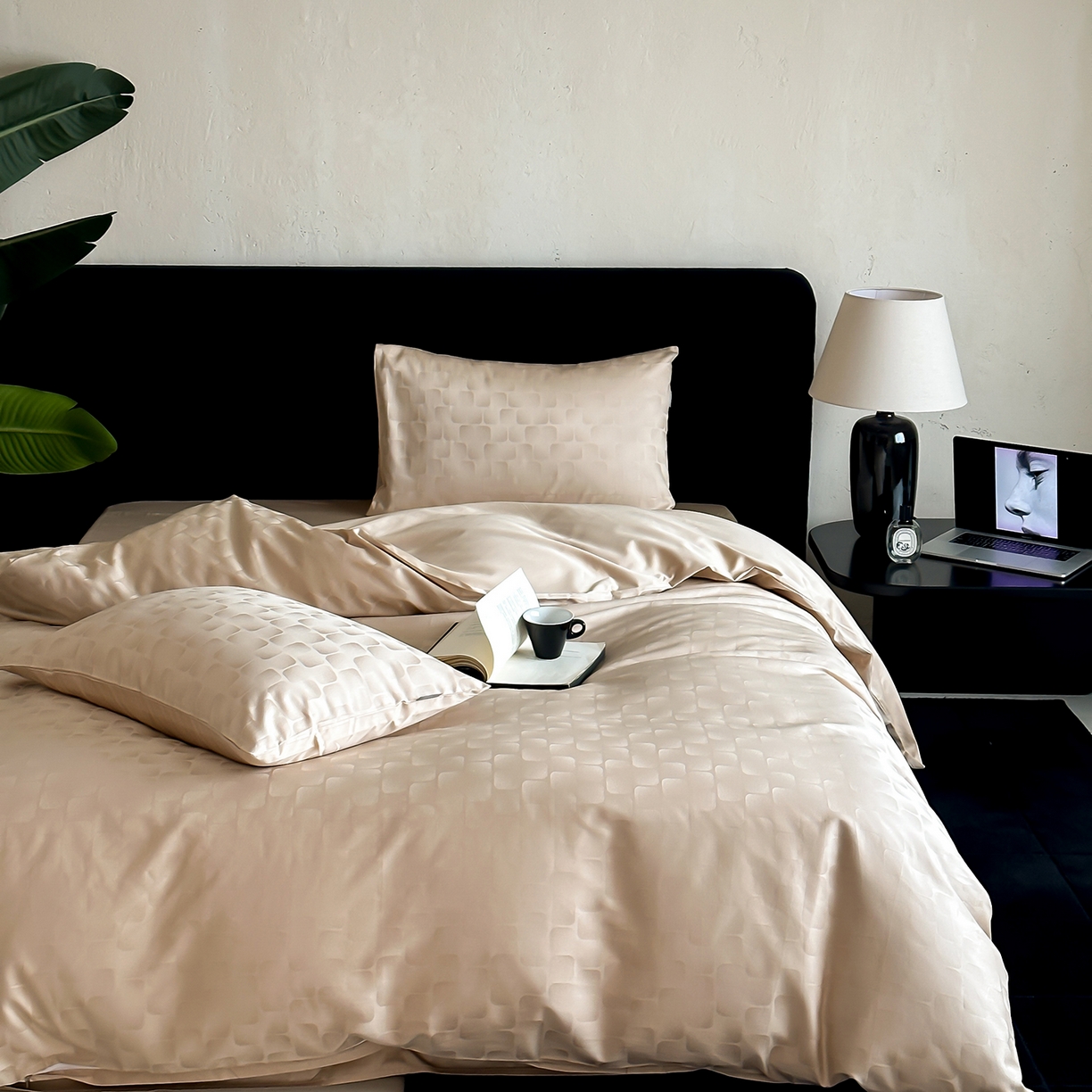 91家纺网 家纺一手货源 找家纺 时光里 2026新款100S贡缎提花全棉四件套 方糖肌理-金