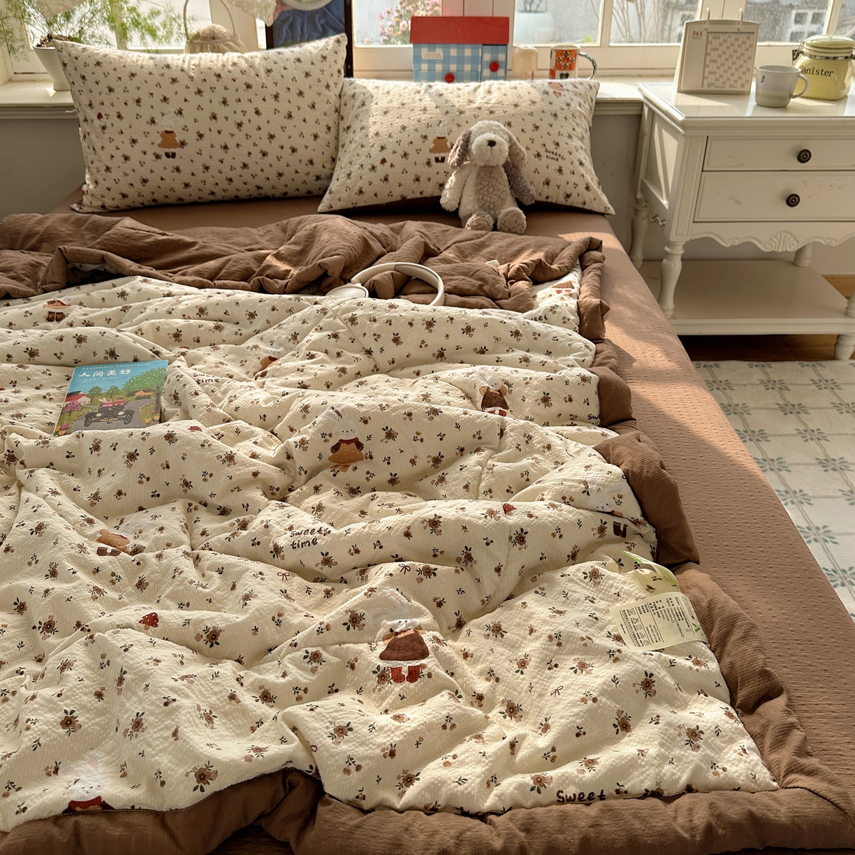 91家纺网 家纺一手货源 找家纺 梵克保罗 2026新款10A抗菌泡芙棉夏被被子被芯 泡芙棉-田园兔