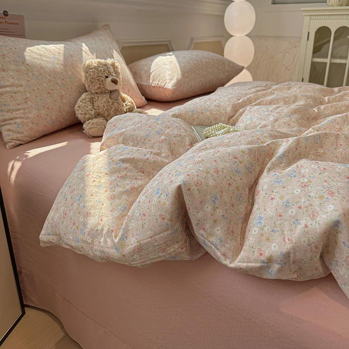 91家纺网 家纺一手货源 找家纺 忆生活家纺 2026春夏新款A类全棉纯棉有氧双层纱小清新四件套 春色满园-豆沙