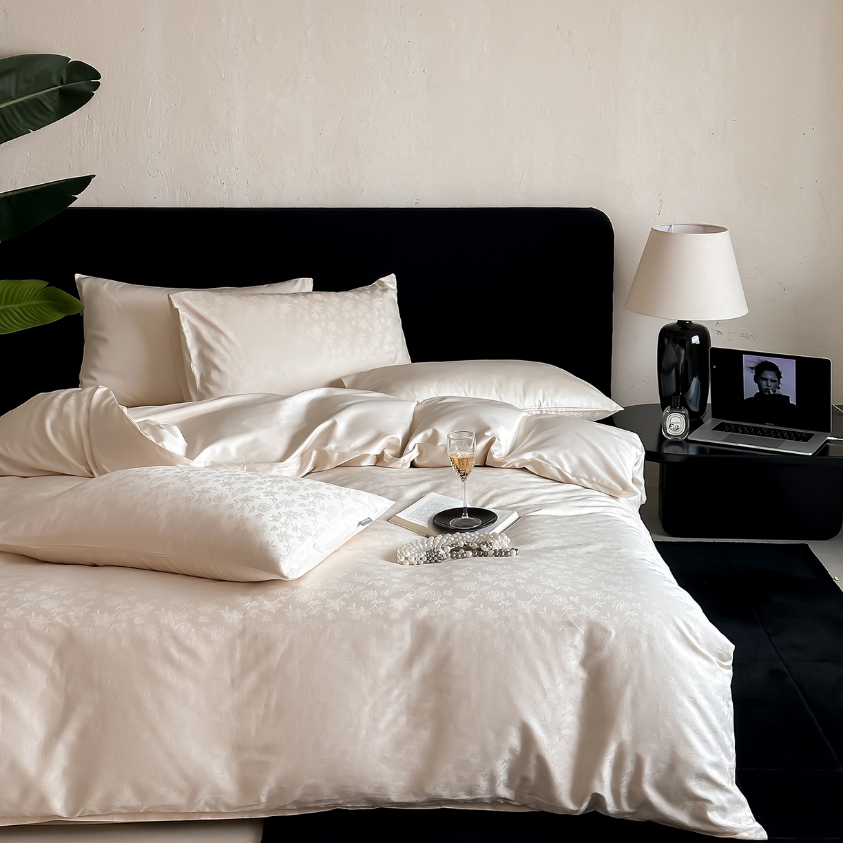 91家纺网 家纺一手货源 找家纺 时光里 2026新款100S贡缎提花全棉四件套 漫野甜梦-香槟