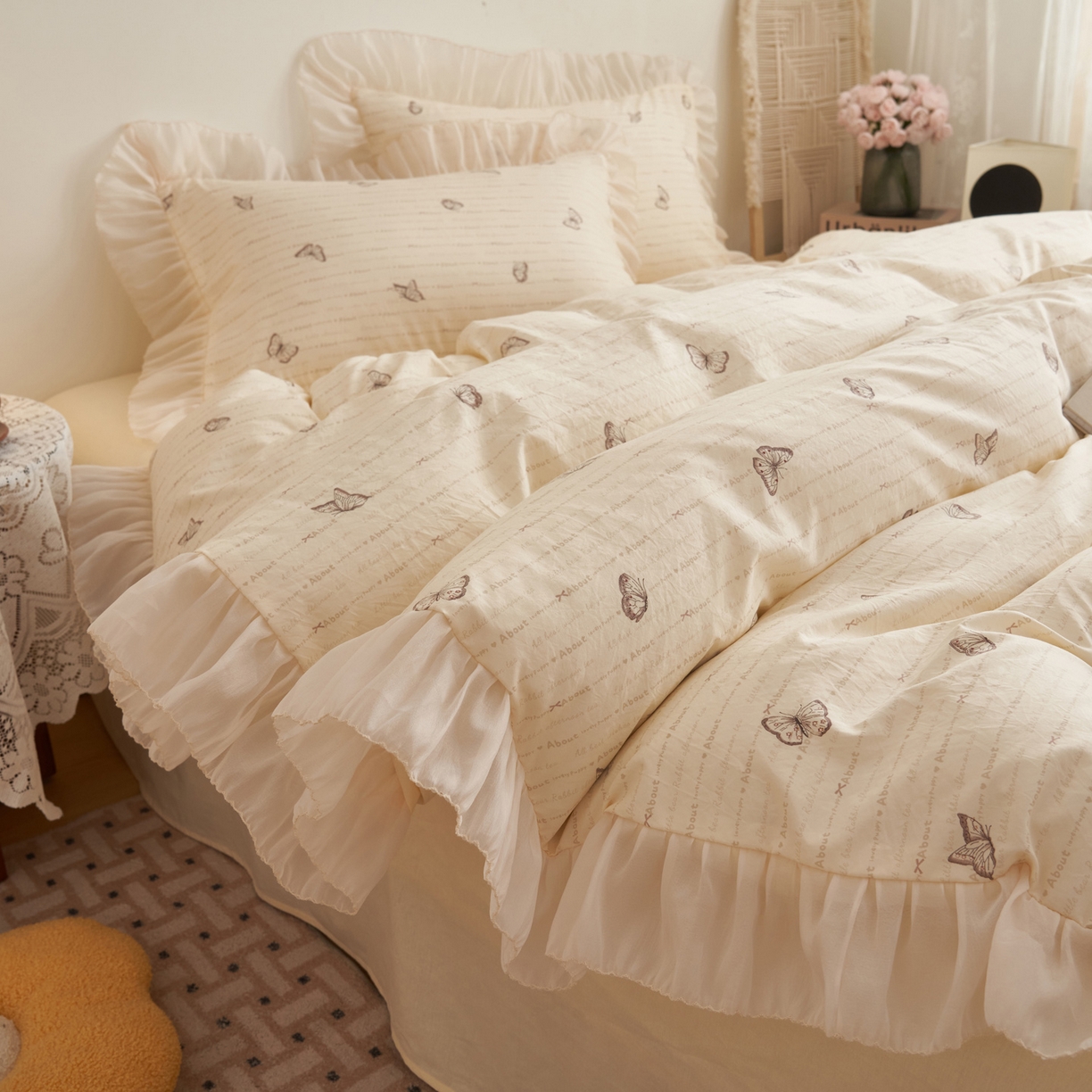 91家纺网 家纺一手货源 找家纺 晨曦家纺 2026春夏新款雪花皱纱花边小碎花小清新少女风四件套 蝶语