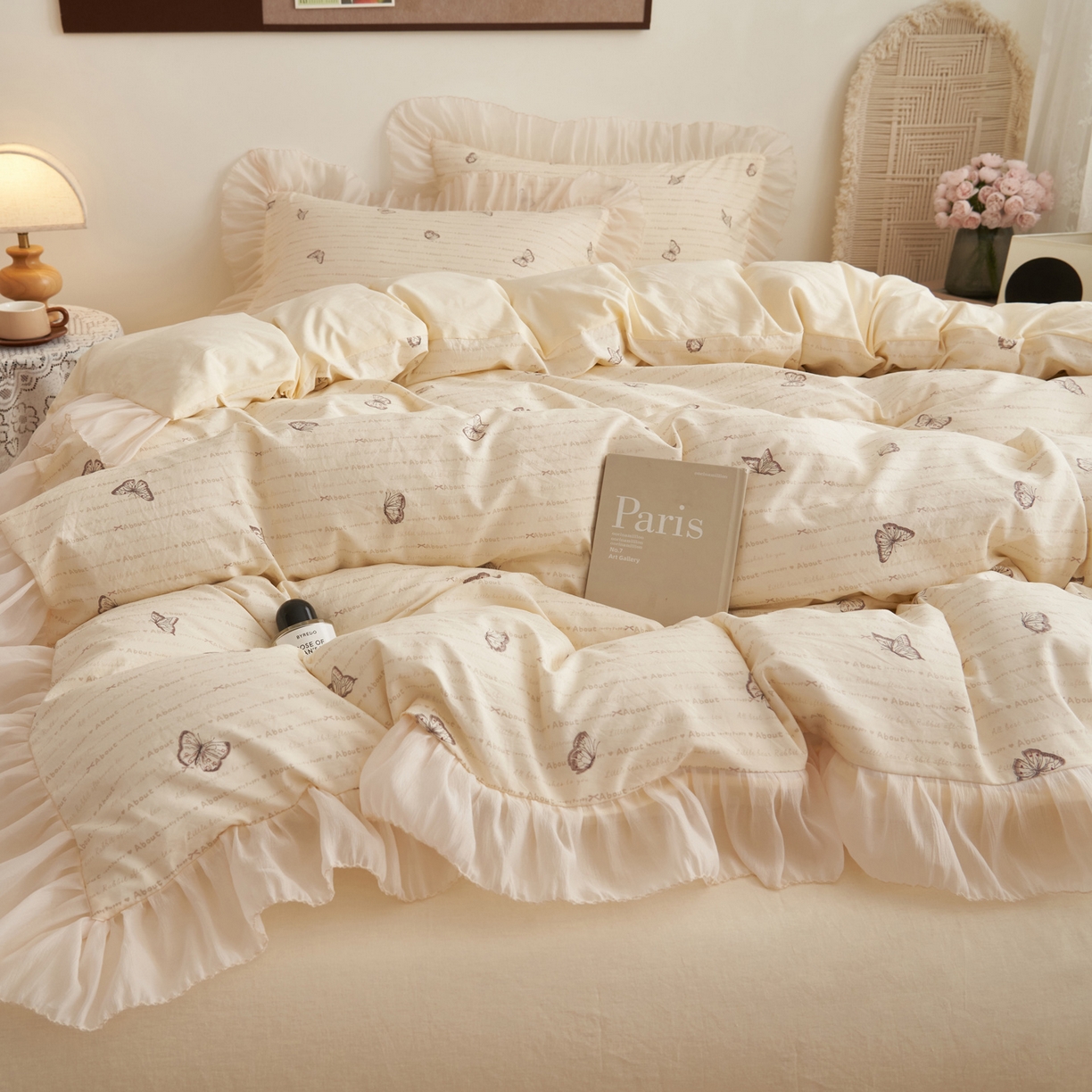 91家纺网 家纺一手货源 找家纺 晨曦家纺 2026春夏新款雪花皱纱花边小碎花小清新少女风四件套 蝶语