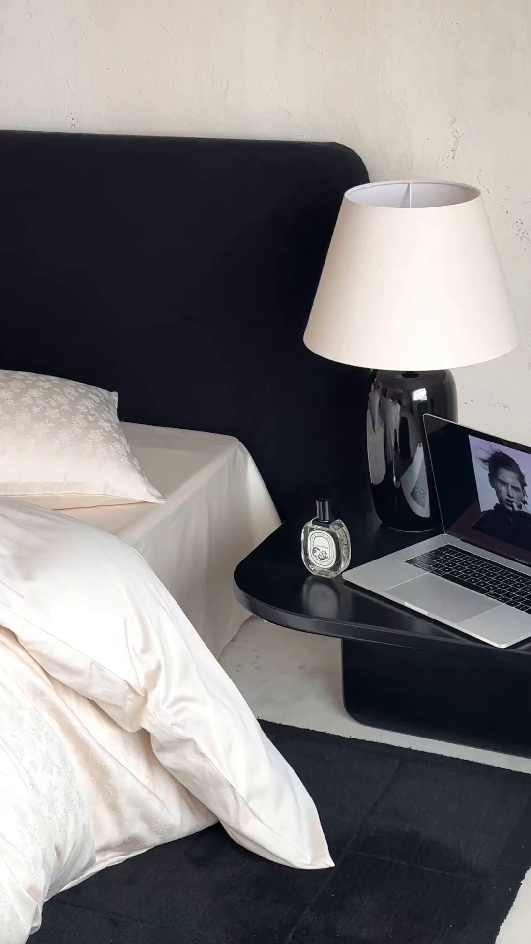 91家纺网 家纺一手货源 找家纺 时光里 2026新款100S贡缎提花全棉四件套 漫野甜梦-香槟