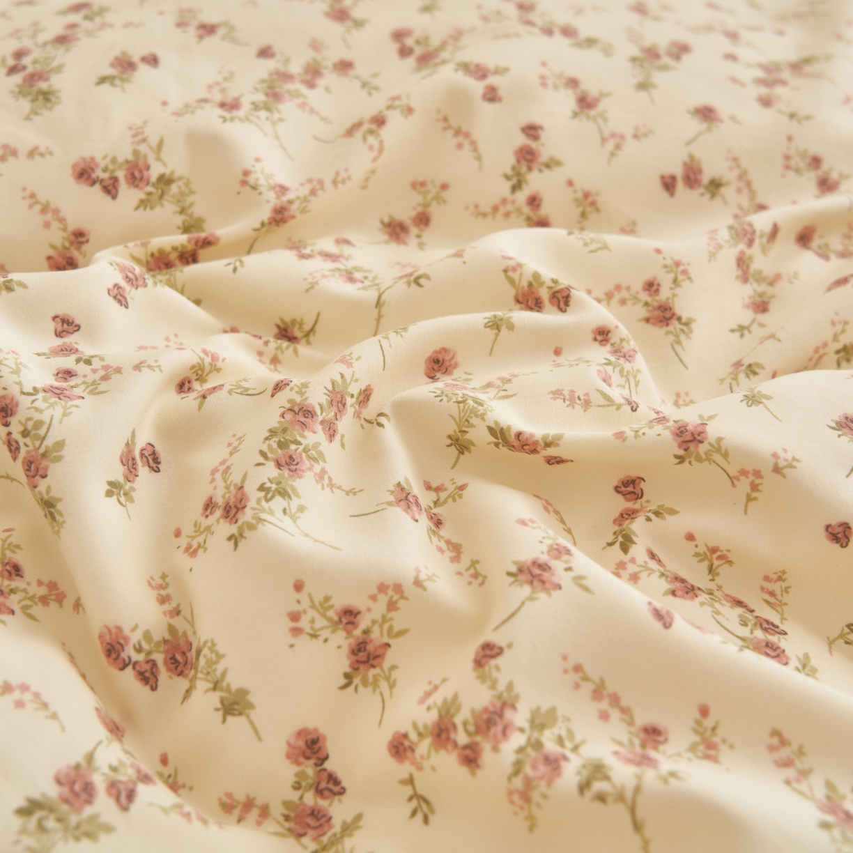 91家纺网 家纺一手货源 找家纺 晨曦家纺 2026春夏新款雪花皱纱花边小碎花小清新少女风四件套 奶杏蔷薇