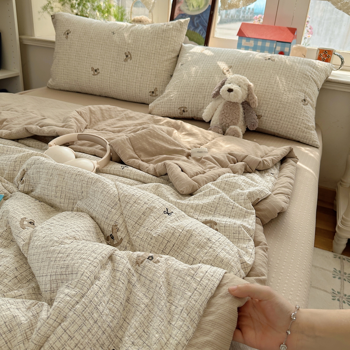 91家纺网 家纺一手货源 找家纺 梵克保罗 2026新款10A抗菌泡芙棉夏被被子被芯 泡芙棉-织纹萌驹