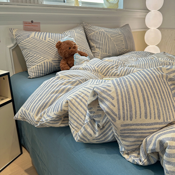 91家纺网 家纺一手货源 找家纺 忆生活家纺 2026春夏新款A类全棉纯棉有氧双层纱小清新四件套 简森-蓝