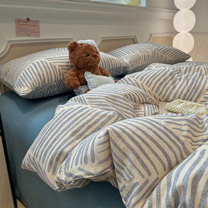 91家纺网 家纺一手货源 找家纺 忆生活家纺 2026春夏新款A类全棉纯棉有氧双层纱小清新四件套 简森-蓝