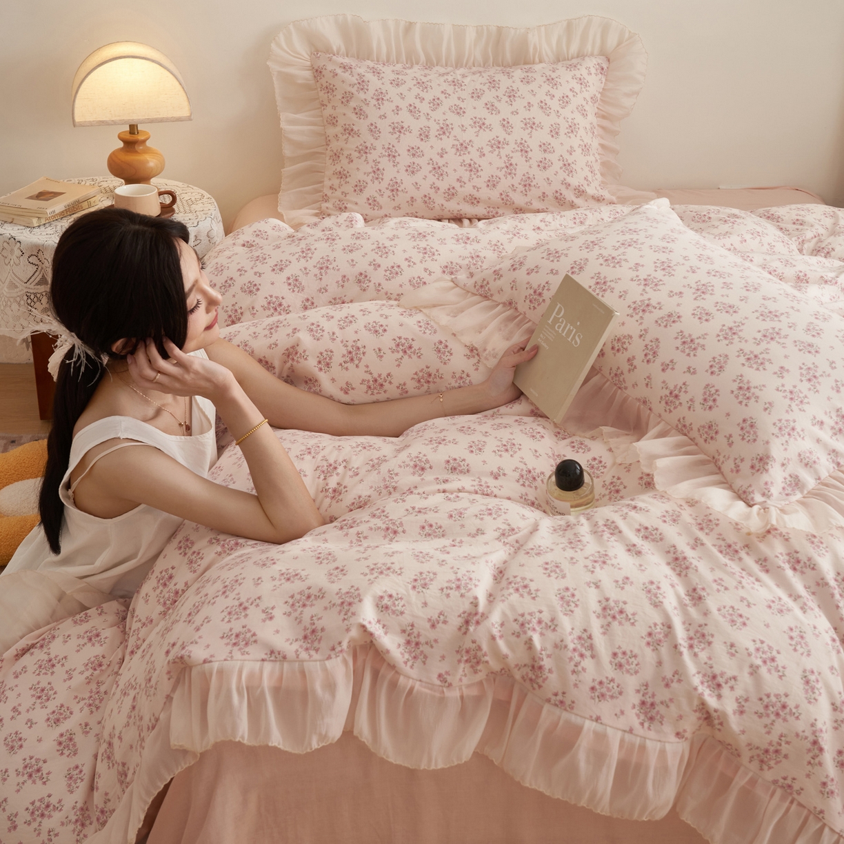 91家纺网 家纺一手货源 找家纺 晨曦家纺 2026春夏新款雪花皱纱花边小碎花小清新少女风四件套 奶油樱花