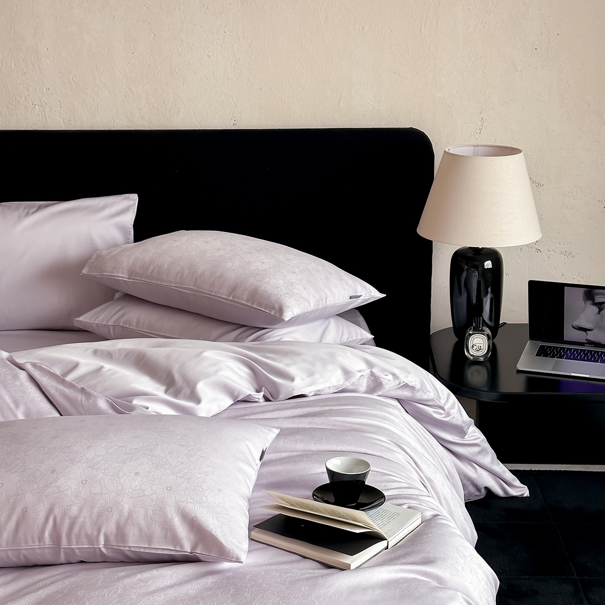 91家纺网 家纺一手货源 找家纺 时光里 2026新款100S贡缎提花全棉四件套 浅樱织梦-紫