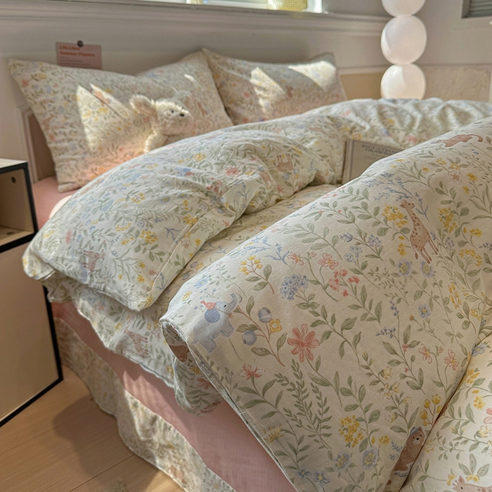 91家纺网 家纺一手货源 找家纺 忆生活家纺 2026春夏新款A类全棉纯棉有氧双层纱小清新四件套 洛克庄园