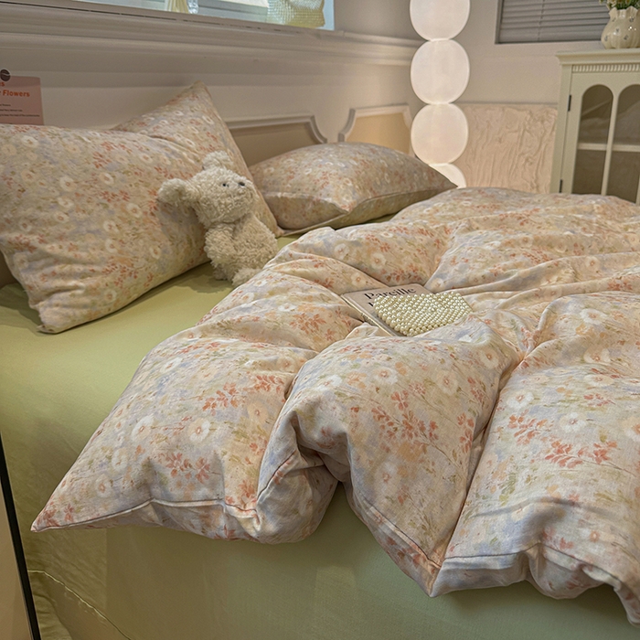 91家纺网 家纺一手货源 找家纺 忆生活家纺 2026春夏新款A类全棉纯棉有氧双层纱小清新四件套 漫屿-黄