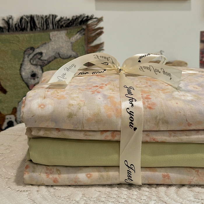 91家纺网 家纺一手货源 找家纺 忆生活家纺 2026春夏新款A类全棉纯棉有氧双层纱小清新四件套 漫屿-黄