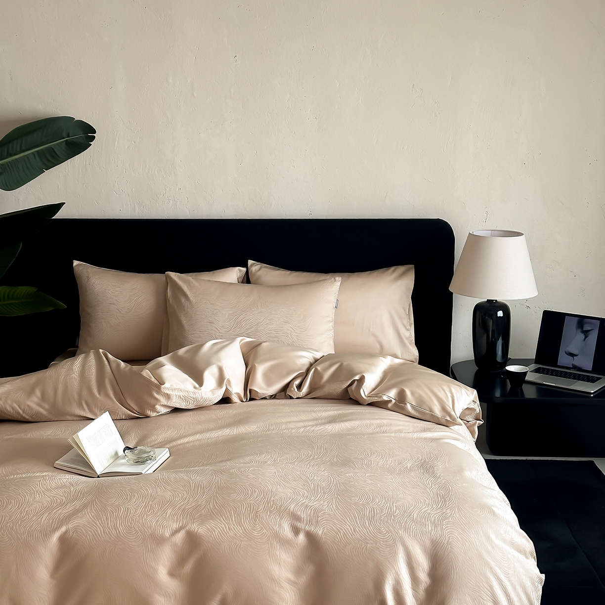 91家纺网 家纺一手货源 找家纺 时光里 2026新款100S贡缎提花全棉四件套 序纹-金