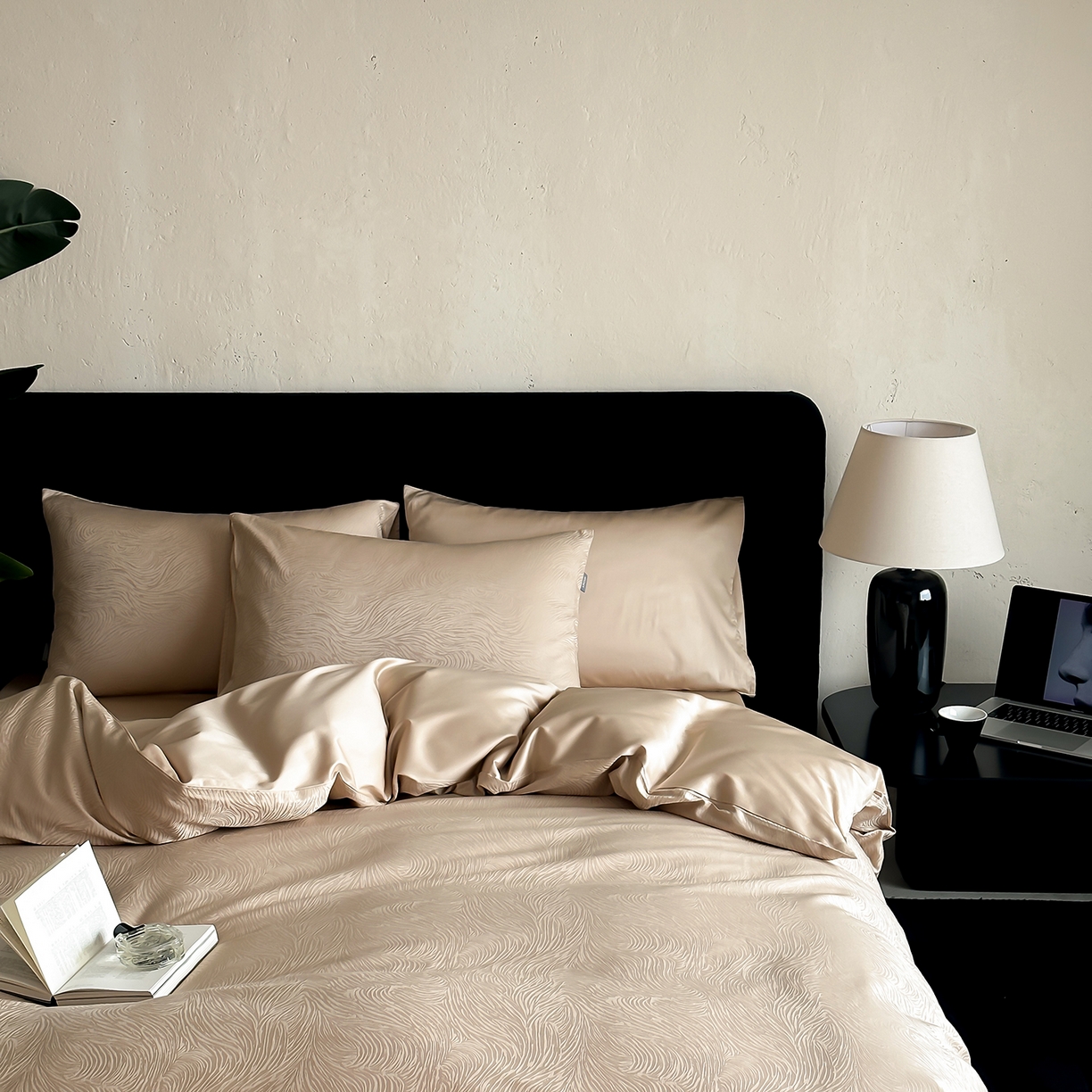 91家纺网 家纺一手货源 找家纺 时光里 2026新款100S贡缎提花全棉四件套 序纹-金