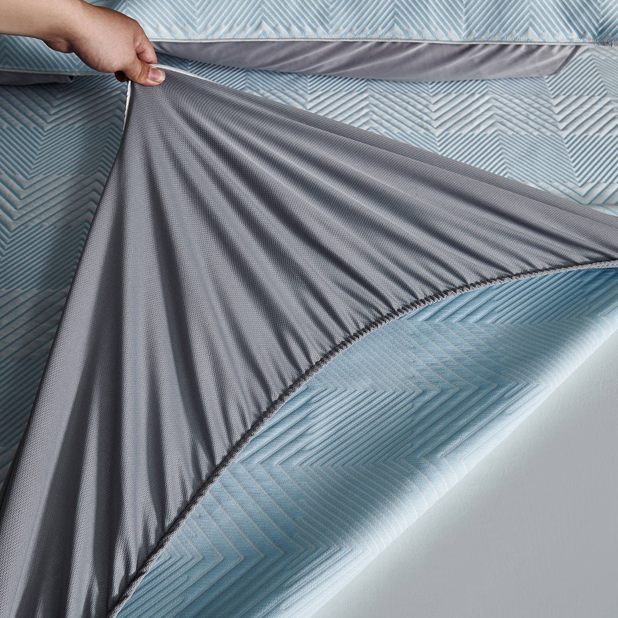 91家纺网 家纺一手货源 找家纺 CINNY馨宜 2026新款PE高分子凉感席三件套韩国雪花席床笠三件套 蓝方格